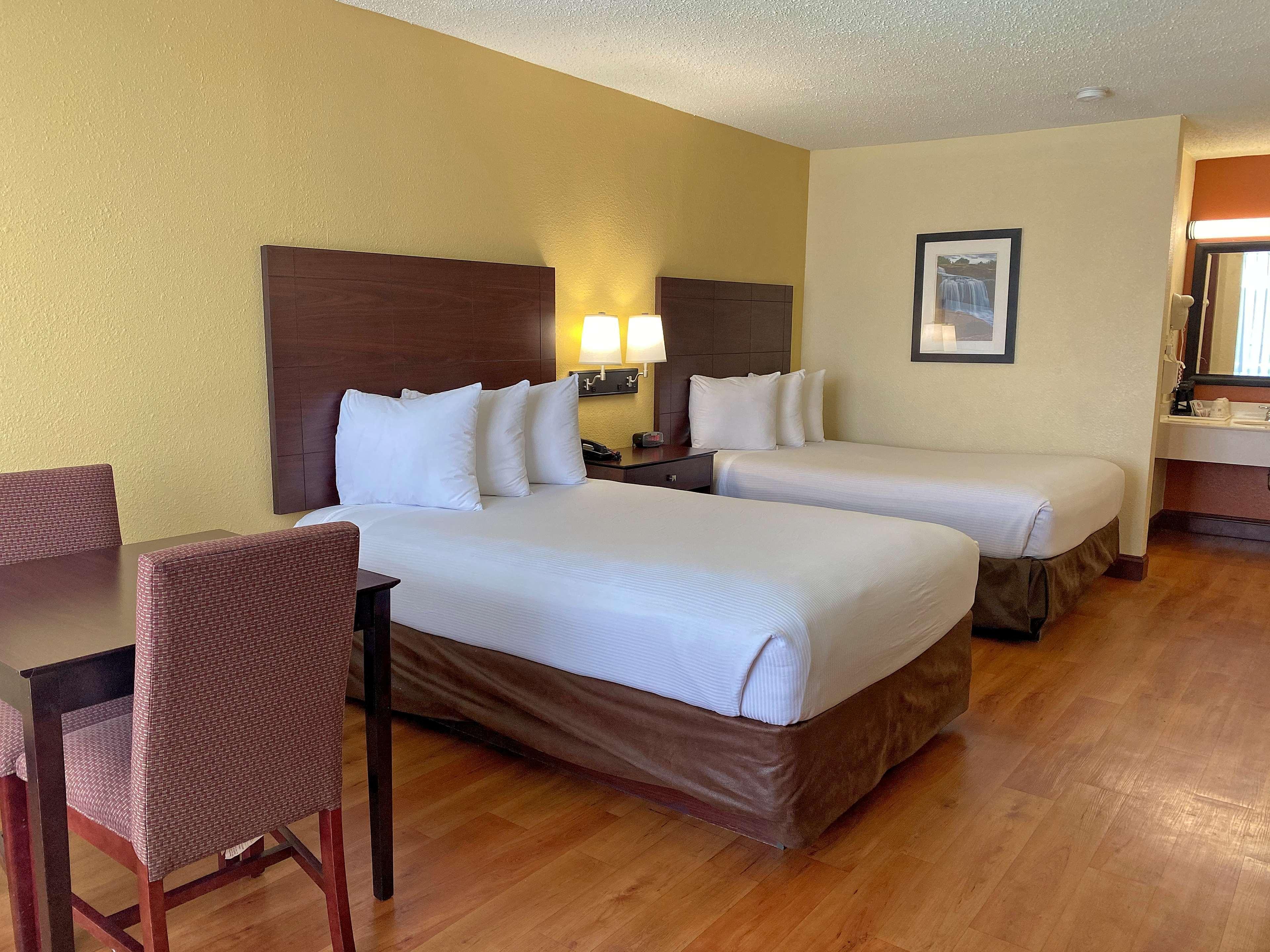 Best Western Greenville Airport Exterior photo